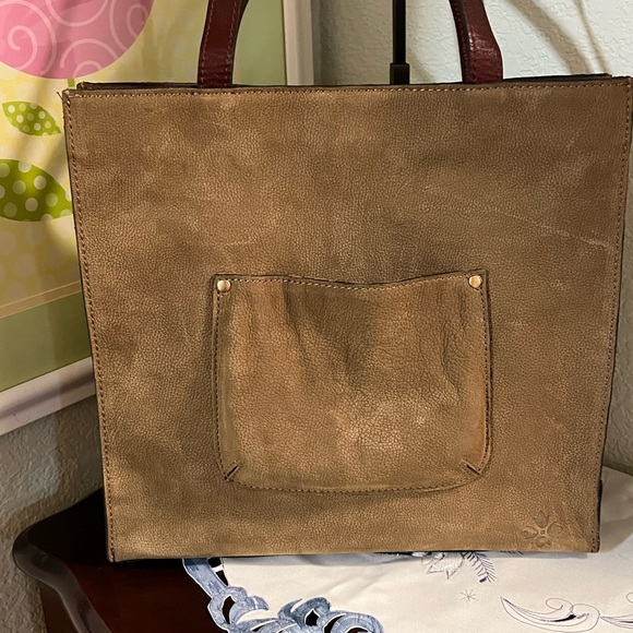 Patricia Nash Khaki Leather Tote With Wild Flowers NWT - Picture 2 of 9